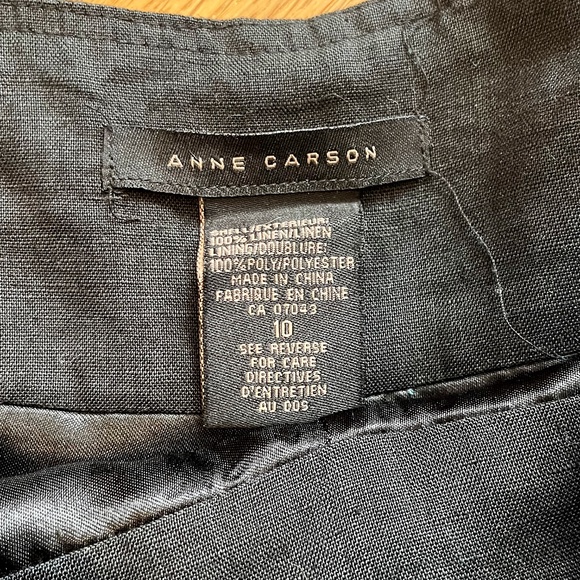 Anne Carson Black Linen Pleated Boho Midi Skirt with Floral Embroidery - Picture 5 of 8